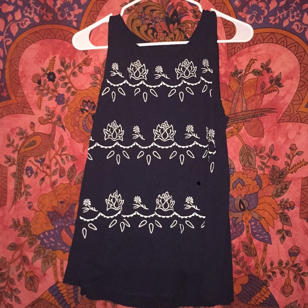 Navy blue tank.